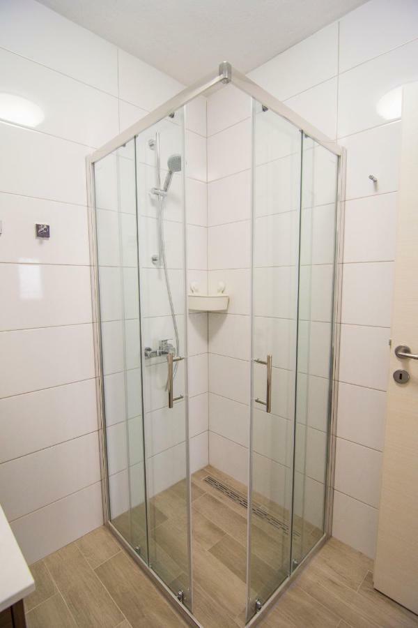 Apartments Pina Bol Kültér fotó